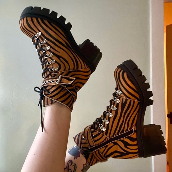 Free People Shoes - Free People Tiger boots